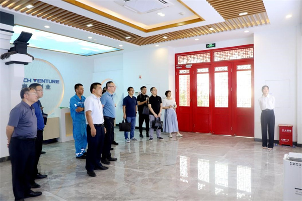 农工党中央生态环境专委会委员、 重庆市委副主委、市环境科学研究院院长张勇一行莅临重庆海创调研