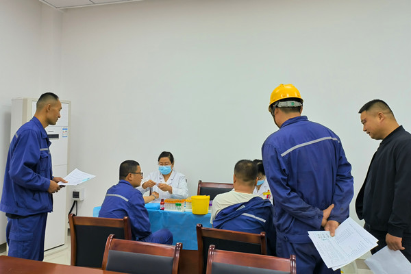 以人为本 关爱员工——千阳海螺环保开展 员工健康体检活动